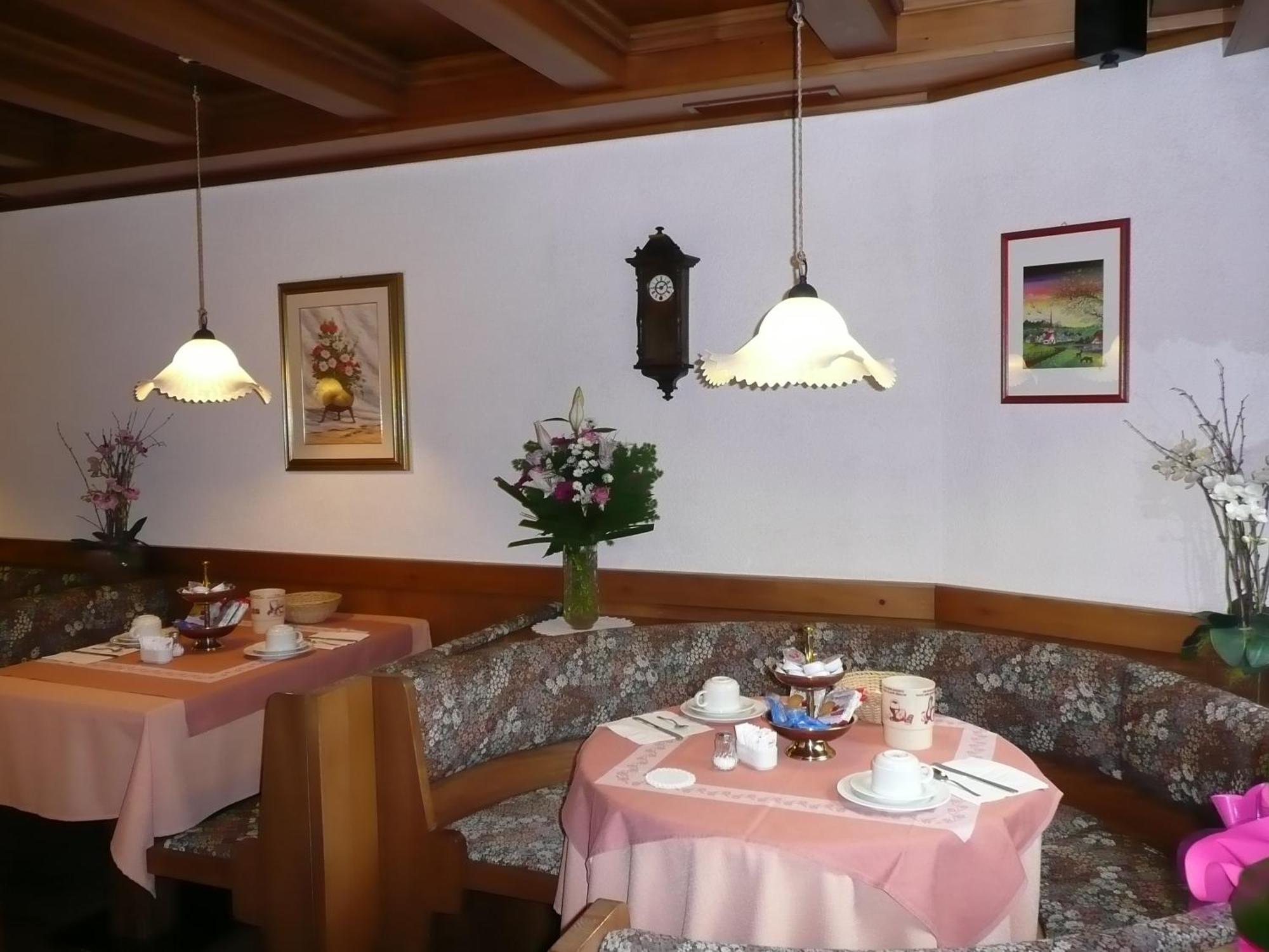 Hotel Garni Ai Serrai Rocca Pietore Eksteriør bilde